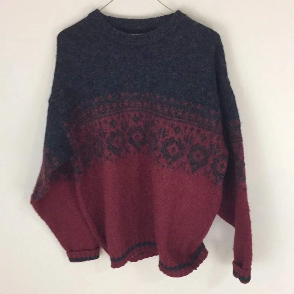 Vintage Navy and Burgundy Wool Blend Sweater Size Medium